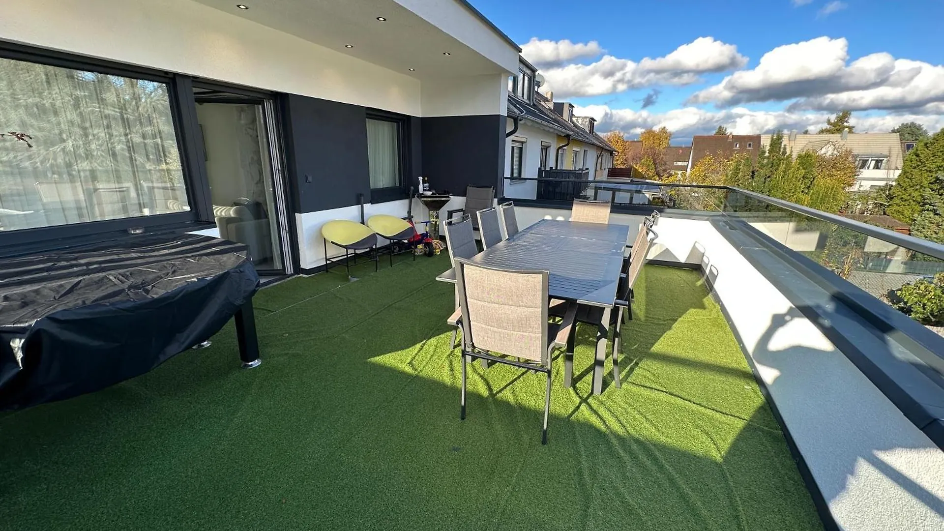 Dayyounglife Mit Terrasse Grill Parkplatz Nuremberg 0*,  Germany